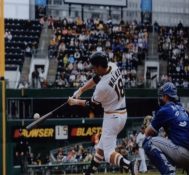 Neil Walker: Don’t Look Up!